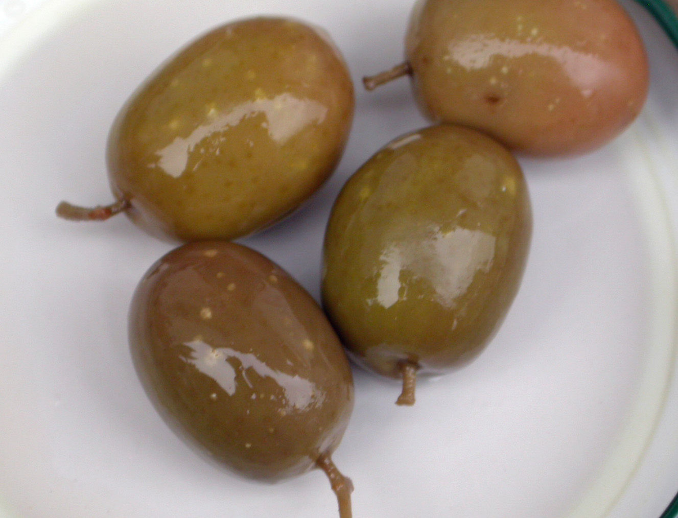 Aceitunas, manchas circulares blanca